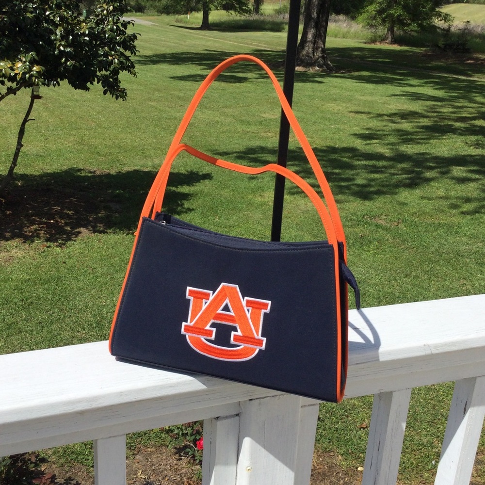 Auburn Handbag